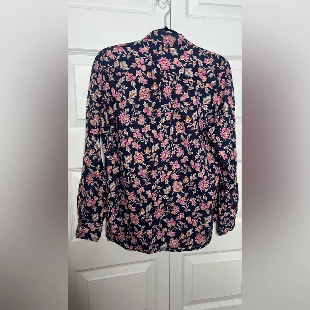 GAP Floral Button-Up Blouse Size Medium Navy Pink Long Sleeve Lightweight Top